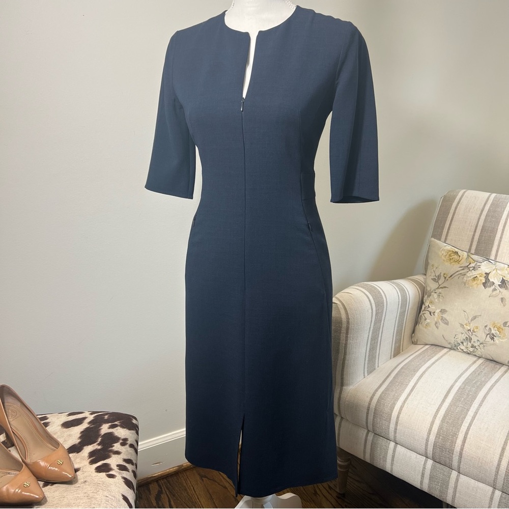 Size 4 AKRIS wool navy blue mid-length sheath dress office chic work wear